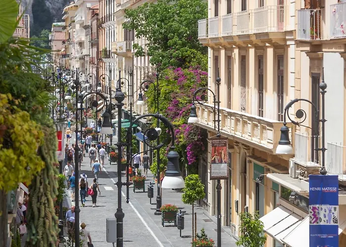 Appartamento Comfy 4 Sleeps Right In The Centre